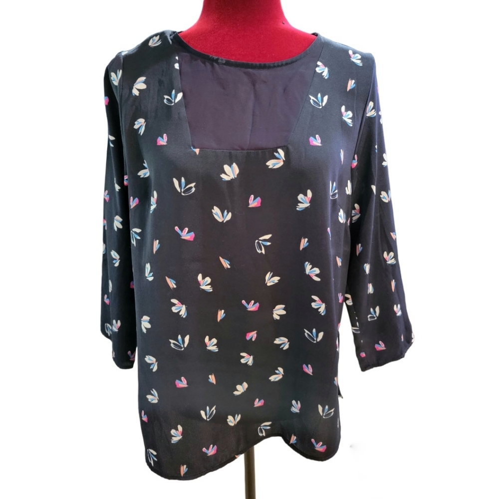 The Limited 3/4 sleeve floral blouse size medium